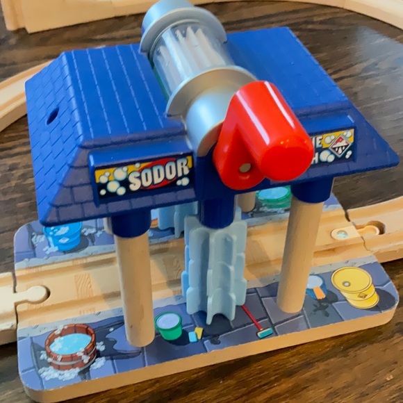 Wooden train tracks at was car wash, and ambulance - Picture 6 of 7